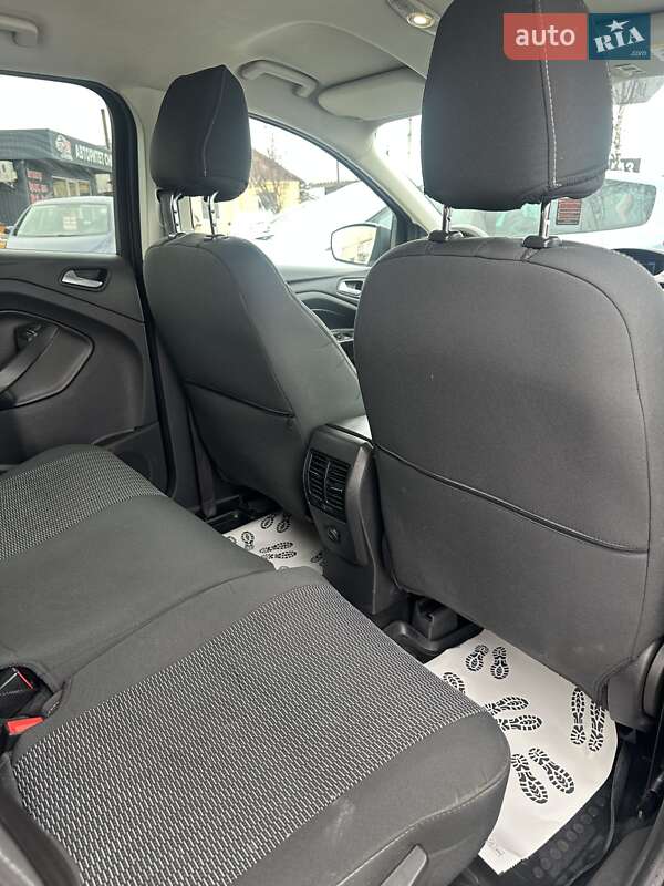 Позашляховик / Кросовер Ford Kuga 2013 в Смілі фото 11 Позашляховик / Кросовер Ford Kuga 2013 в Смілі