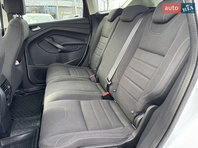 Внедорожник / Кроссовер Ford Kuga 2013 в Киеве