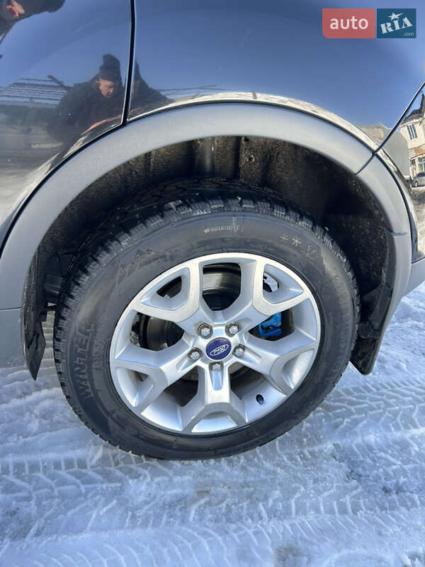 Позашляховик / Кросовер Ford Kuga 2012 в Сумах