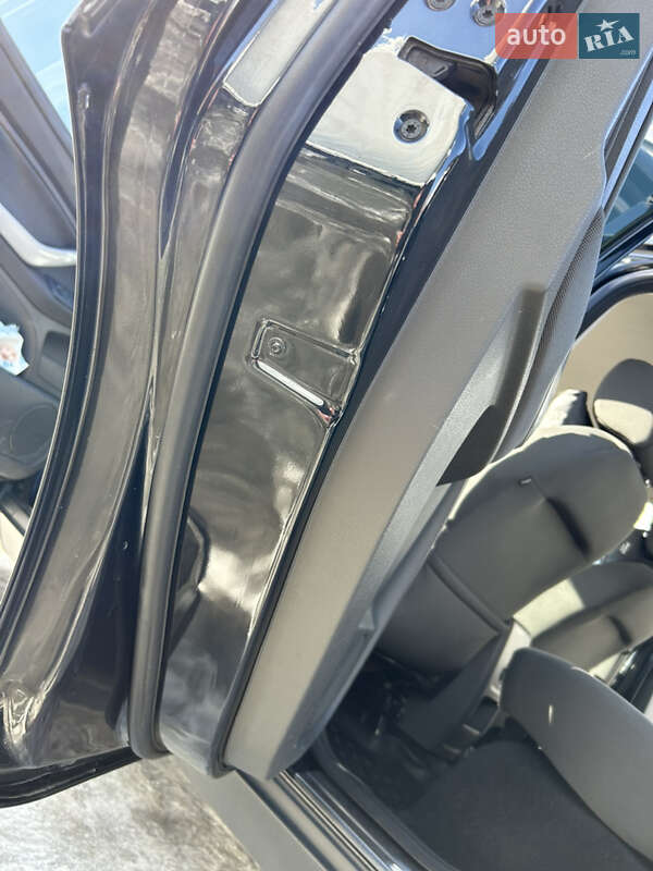 Позашляховик / Кросовер Ford Kuga 2012 в Сумах