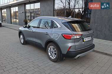 Внедорожник / Кроссовер Ford Kuga 2020 в Ужгороде