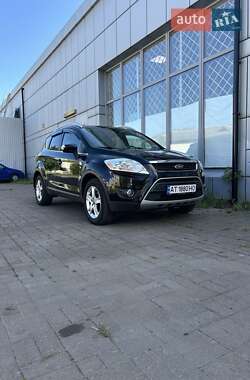 Позашляховик / Кросовер Ford Kuga 2010 в Івано-Франківську