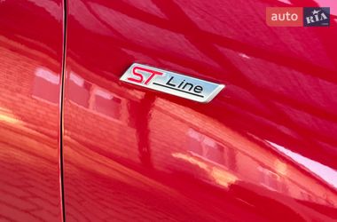 Внедорожник / Кроссовер Ford Kuga 2020 в Буштыне