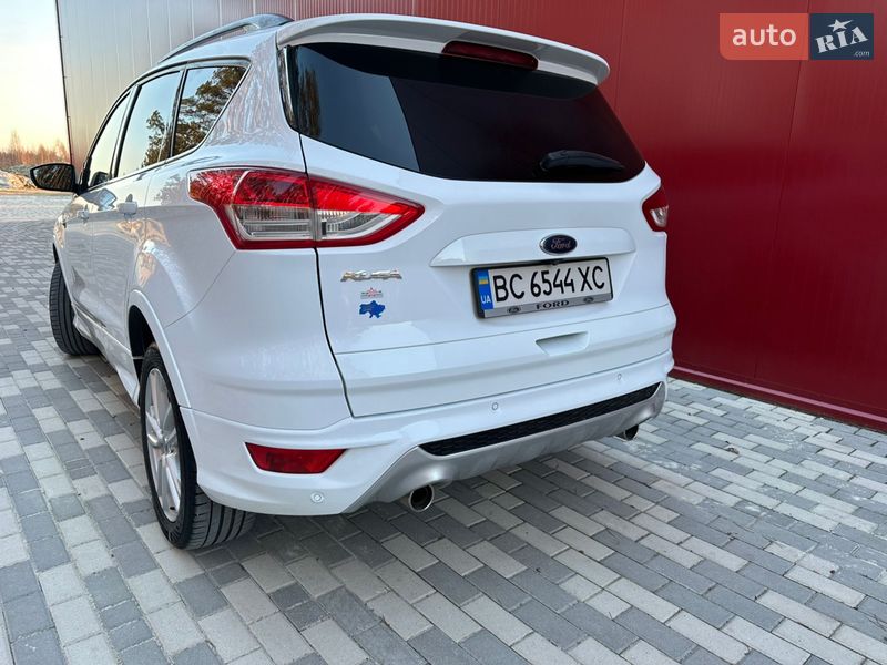 Внедорожник / Кроссовер Ford Kuga 2015 в Львове