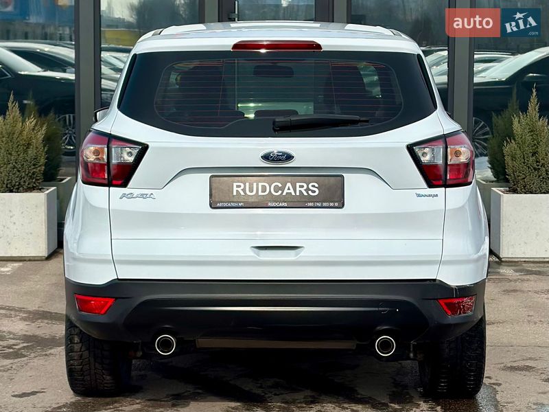 Внедорожник / Кроссовер Ford Kuga 2017 в Кременчуге