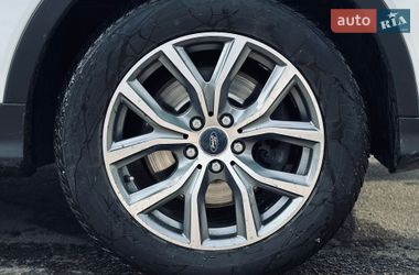 Внедорожник / Кроссовер Ford Kuga 2017 в Кременчуге