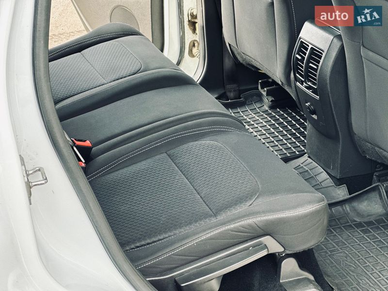 Внедорожник / Кроссовер Ford Kuga 2017 в Кременчуге