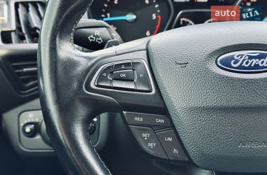 Внедорожник / Кроссовер Ford Kuga 2017 в Кременчуге