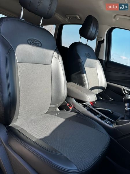 Внедорожник / Кроссовер Ford Kuga 2019 в Черкассах