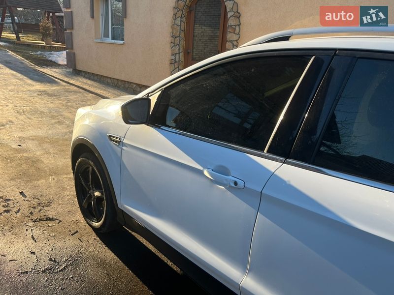 Внедорожник / Кроссовер Ford Kuga 2019 в Виннице