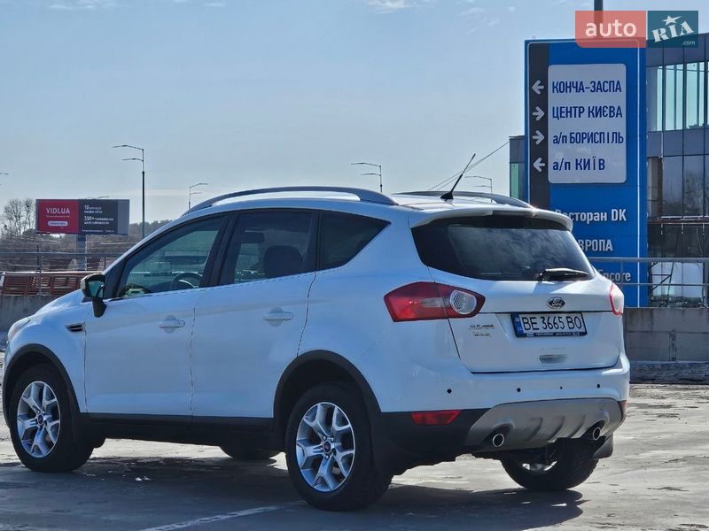 Позашляховик / Кросовер Ford Kuga 2011 в Києві