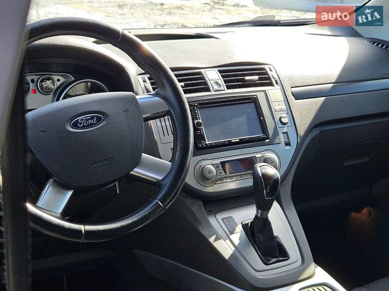 Позашляховик / Кросовер Ford Kuga 2011 в Києві