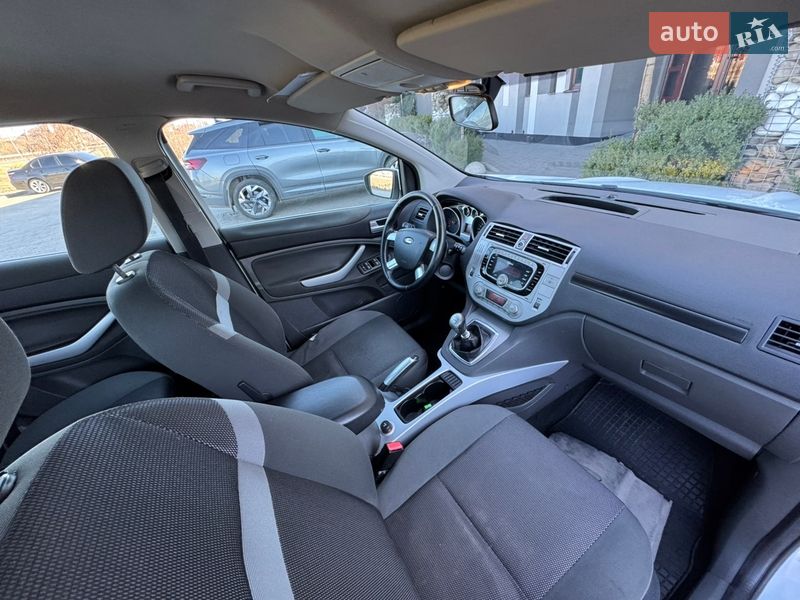 Позашляховик / Кросовер Ford Kuga 2010 в Стрию