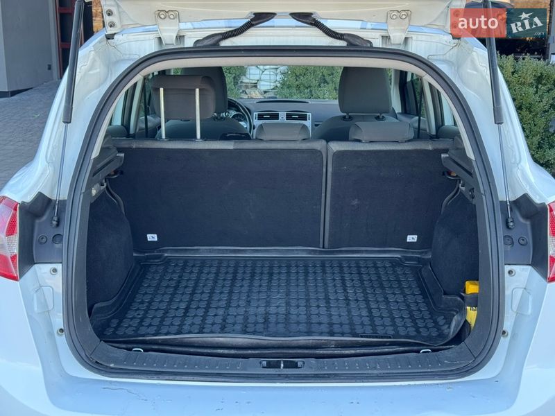 Позашляховик / Кросовер Ford Kuga 2010 в Стрию