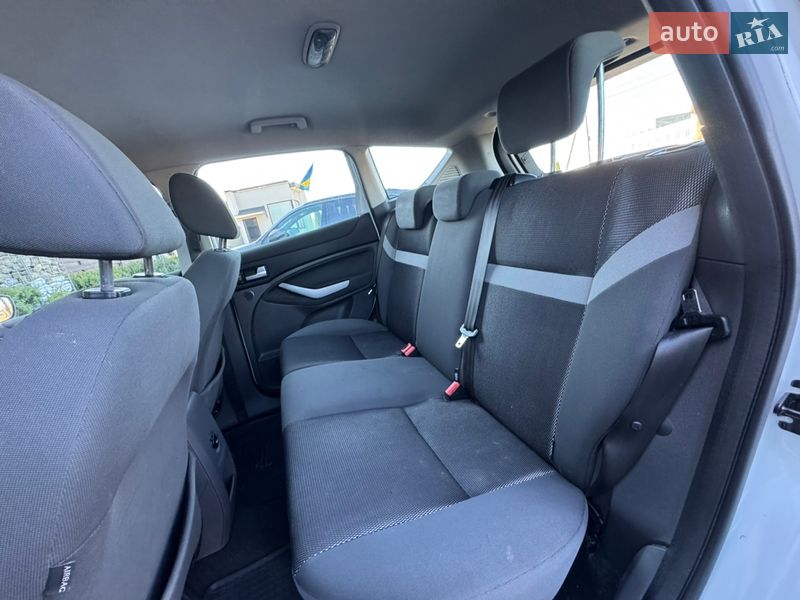 Позашляховик / Кросовер Ford Kuga 2010 в Стрию