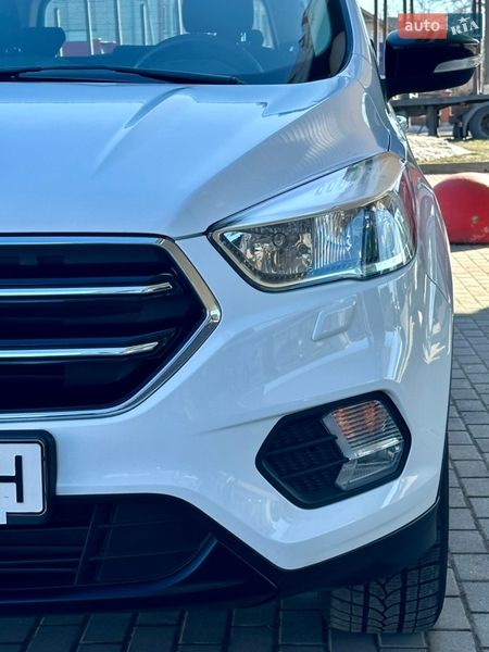 Позашляховик / Кросовер Ford Kuga 2018 в Житомирі