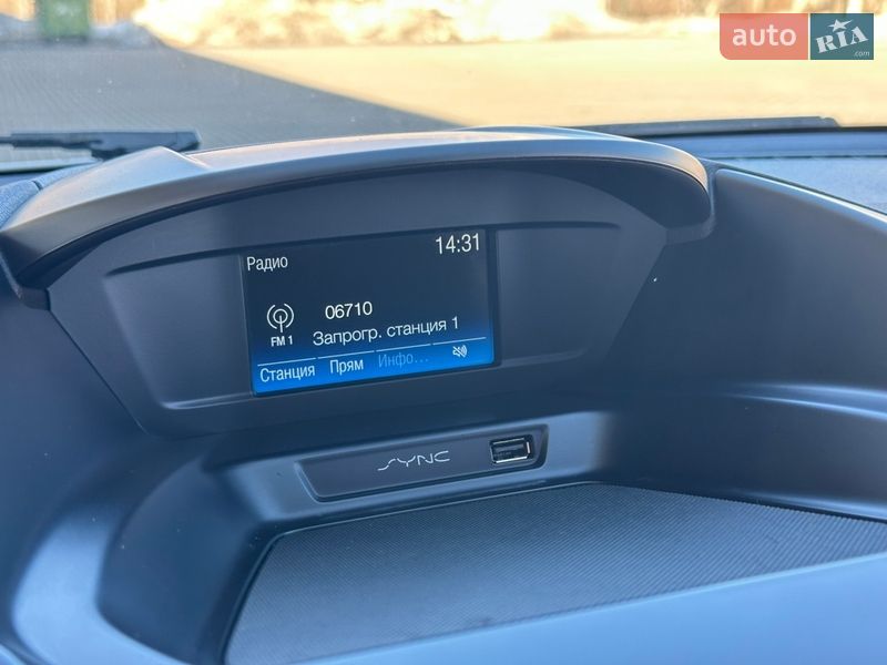 Позашляховик / Кросовер Ford Kuga 2018 в Житомирі