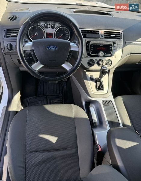 Внедорожник / Кроссовер Ford Kuga 2012 в Черновцах