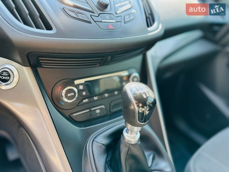 Позашляховик / Кросовер Ford Kuga 2013 в Києві фото 16 Позашляховик / Кросовер Ford Kuga 2013 в Києві