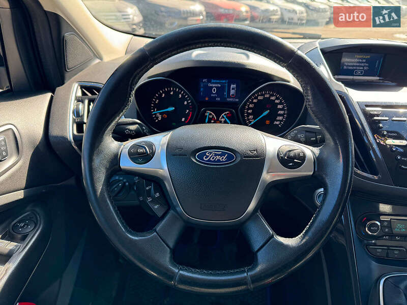 Внедорожник / Кроссовер Ford Kuga 2015 в Виннице