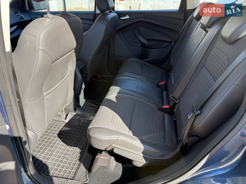 Внедорожник / Кроссовер Ford Kuga 2019 в Боярке