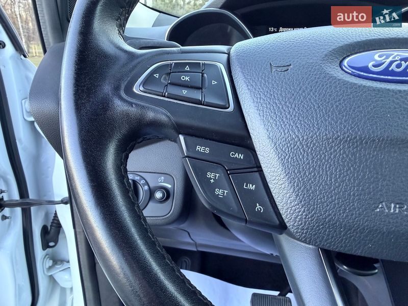 Позашляховик / Кросовер Ford Kuga 2019 в Києві