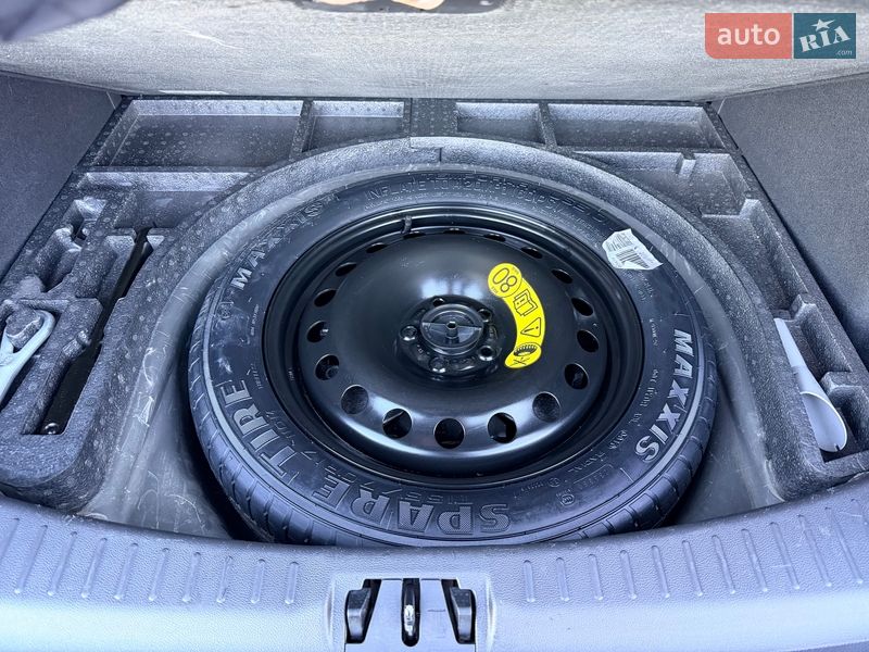 Позашляховик / Кросовер Ford Kuga 2019 в Києві