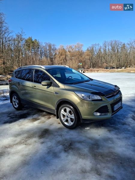 Внедорожник / Кроссовер Ford Kuga 2013 в Киеве