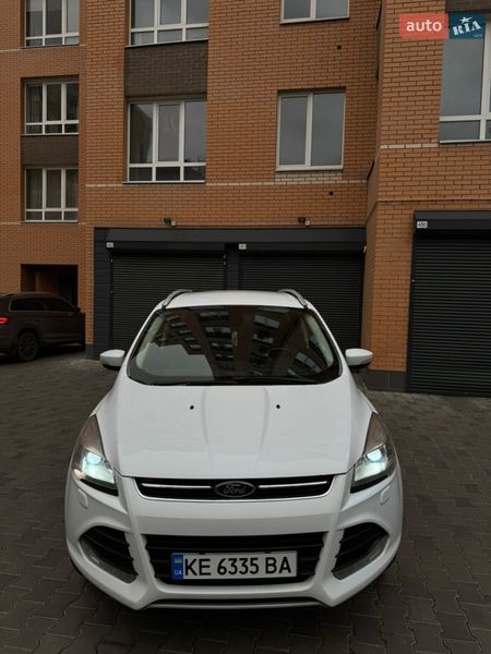 Внедорожник / Кроссовер Ford Kuga 2015 в Днепре фото Внедорожник / Кроссовер Ford Kuga 2015 в Днепре