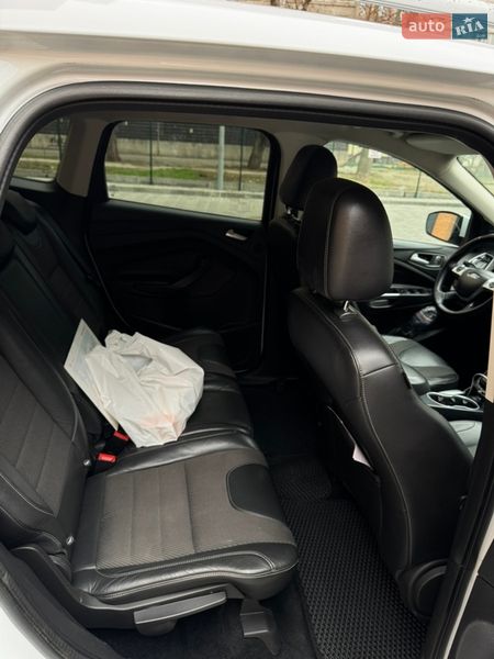 Внедорожник / Кроссовер Ford Kuga 2015 в Днепре фото 6 Внедорожник / Кроссовер Ford Kuga 2015 в Днепре