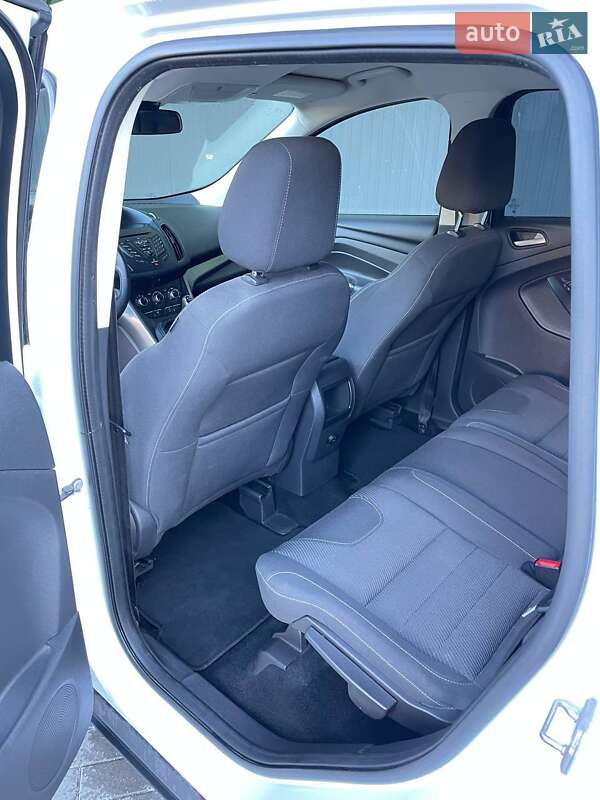 Позашляховик / Кросовер Ford Kuga 2015 в Хмельницькому