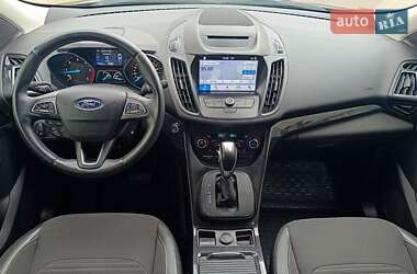 Внедорожник / Кроссовер Ford Kuga 2019 в Киеве