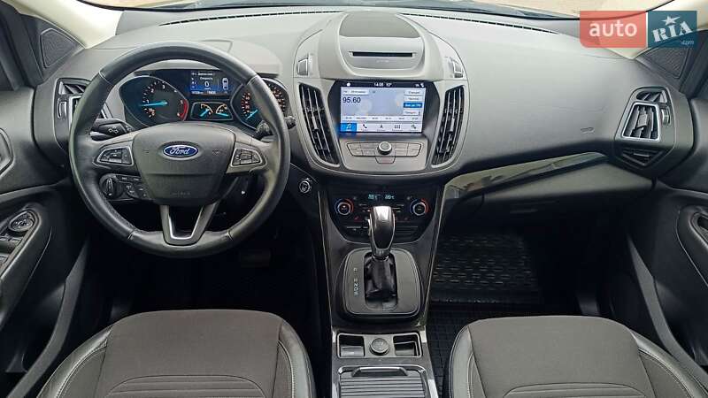 Внедорожник / Кроссовер Ford Kuga 2019 в Киеве