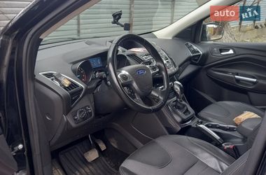 Внедорожник / Кроссовер Ford Kuga 2013 в Черновцах