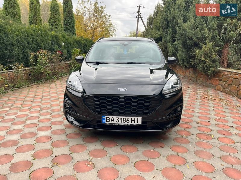Внедорожник / Кроссовер Ford Kuga 2021 в Виннице