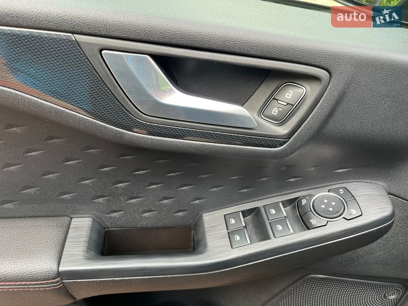 Внедорожник / Кроссовер Ford Kuga 2021 в Виннице