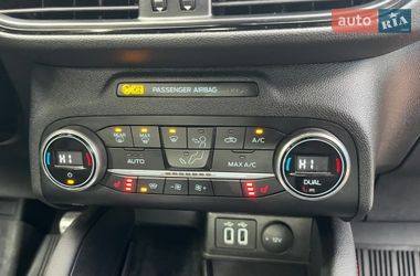 Внедорожник / Кроссовер Ford Kuga 2021 в Виннице