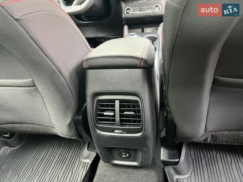 Внедорожник / Кроссовер Ford Kuga 2021 в Виннице
