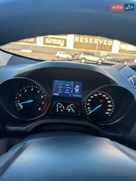 Внедорожник / Кроссовер Ford Kuga 2013 в Киеве