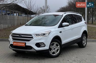 Внедорожник / Кроссовер Ford Kuga 2019 в Днепре