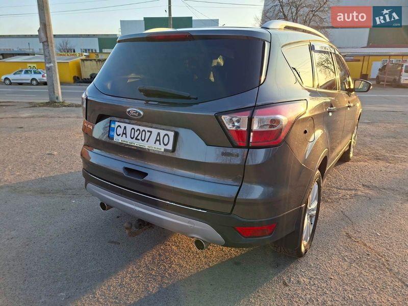 Внедорожник / Кроссовер Ford Kuga 2017 в Черкассах
