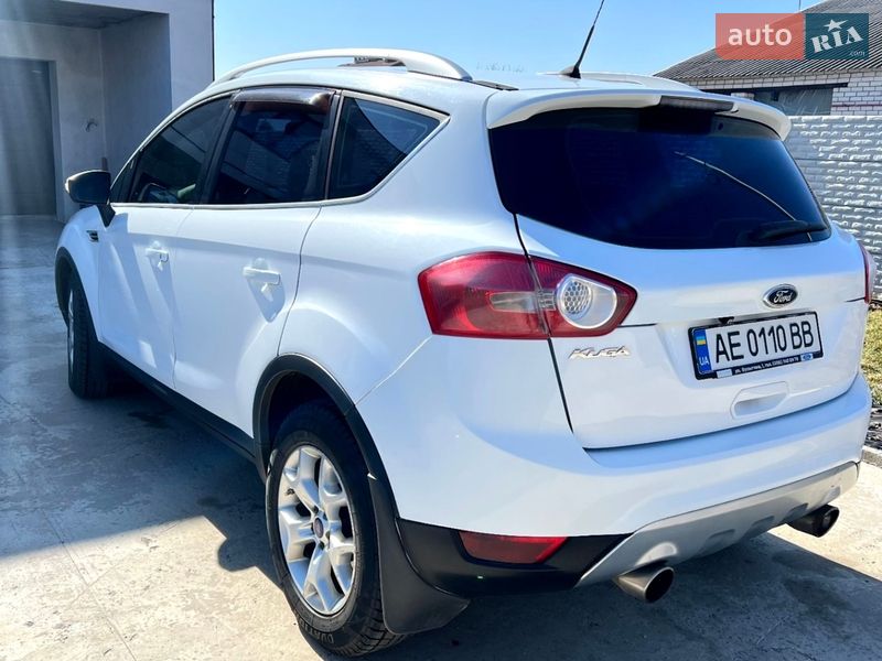 Внедорожник / Кроссовер Ford Kuga 2011 в Днепре