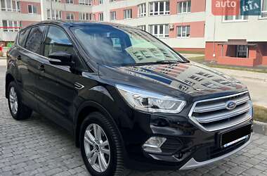 Внедорожник / Кроссовер Ford Kuga 2018 в Киеве
