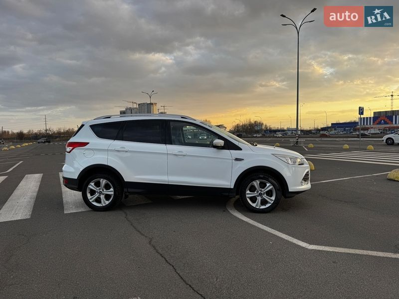 Позашляховик / Кросовер Ford Kuga 2014 в Києві фото 2 Позашляховик / Кросовер Ford Kuga 2014 в Києві