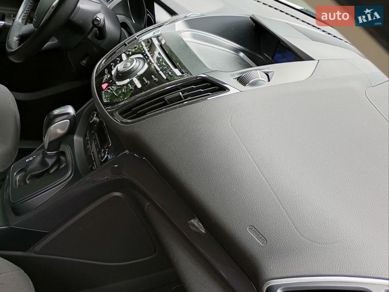 Позашляховик / Кросовер Ford Kuga 2014 в Дніпрі