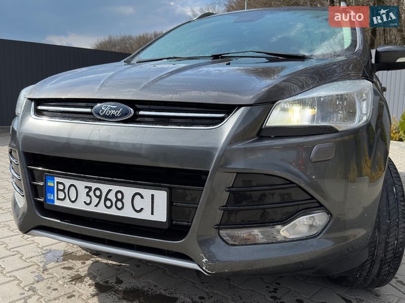 Позашляховик / Кросовер Ford Kuga 2015 в Тернополі