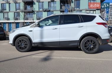Внедорожник / Кроссовер Ford Kuga 2013 в Киеве