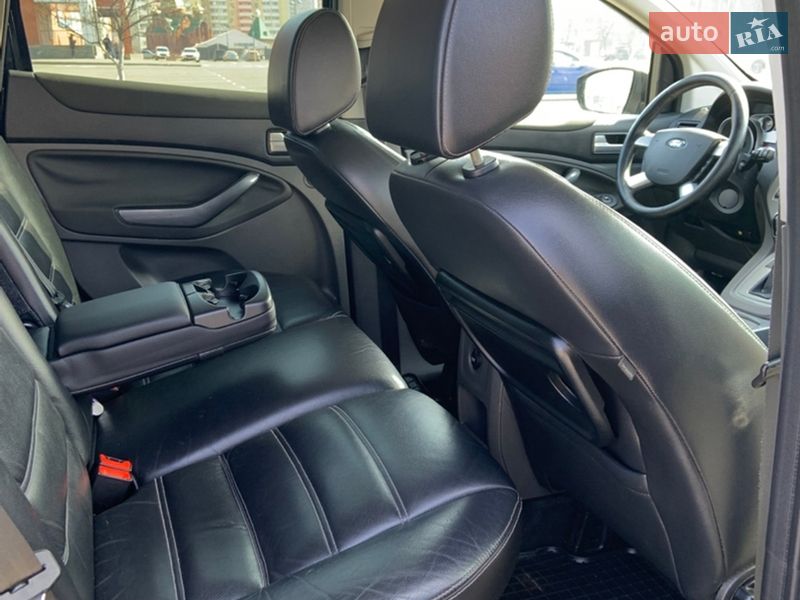 Позашляховик / Кросовер Ford Kuga 2011 в Києві фото 6 Позашляховик / Кросовер Ford Kuga 2011 в Києві