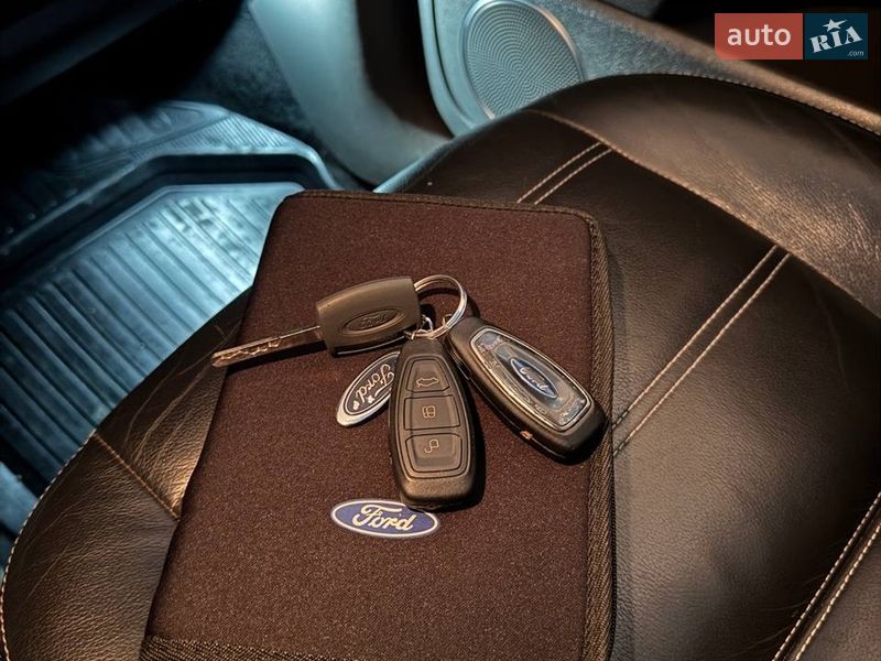 Позашляховик / Кросовер Ford Kuga 2011 в Києві фото 12 Позашляховик / Кросовер Ford Kuga 2011 в Києві