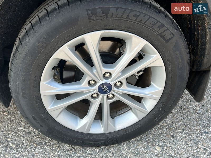 Внедорожник / Кроссовер Ford Kuga 2019 в Черновцах фото 10 Внедорожник / Кроссовер Ford Kuga 2019 в Черновцах